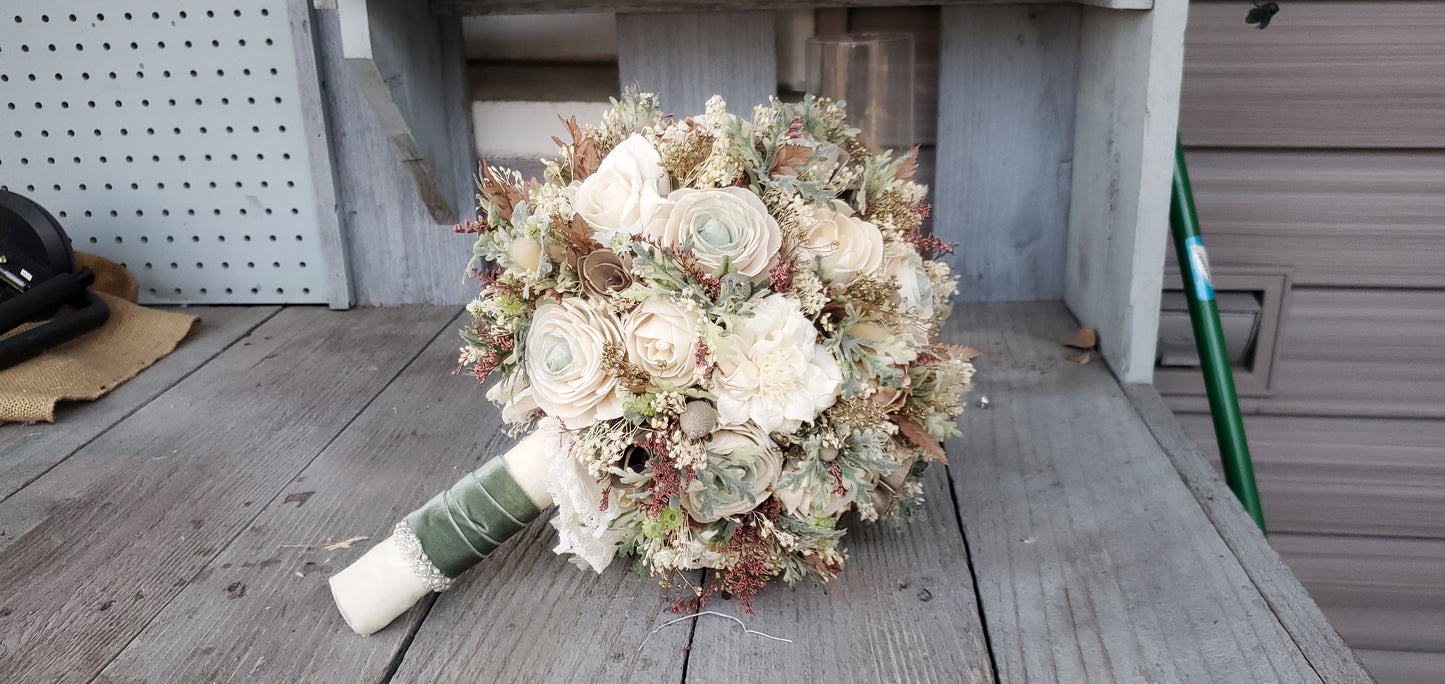 Wood Flower Round Bouquet