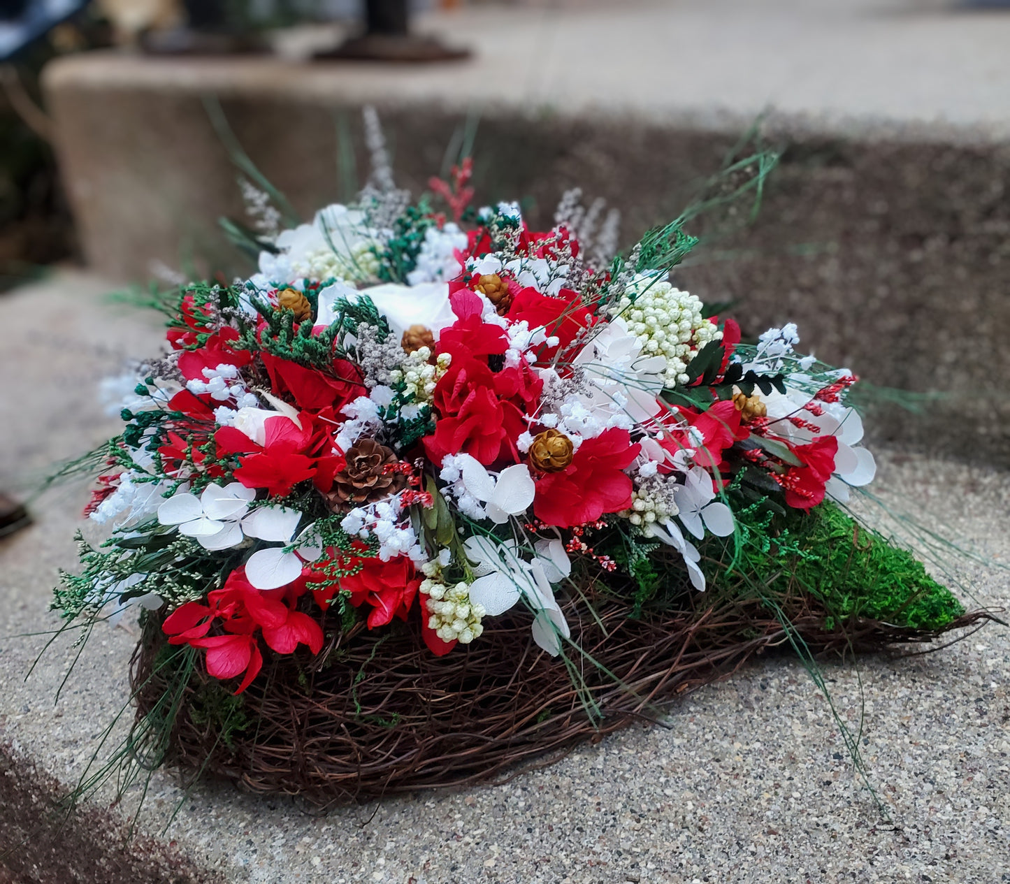 Preserved Flower Heart Arrangement