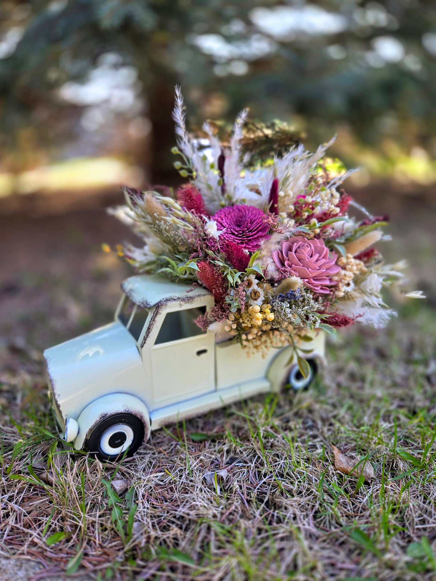Vintage Cream Truck with Wood Flowers Arrangement