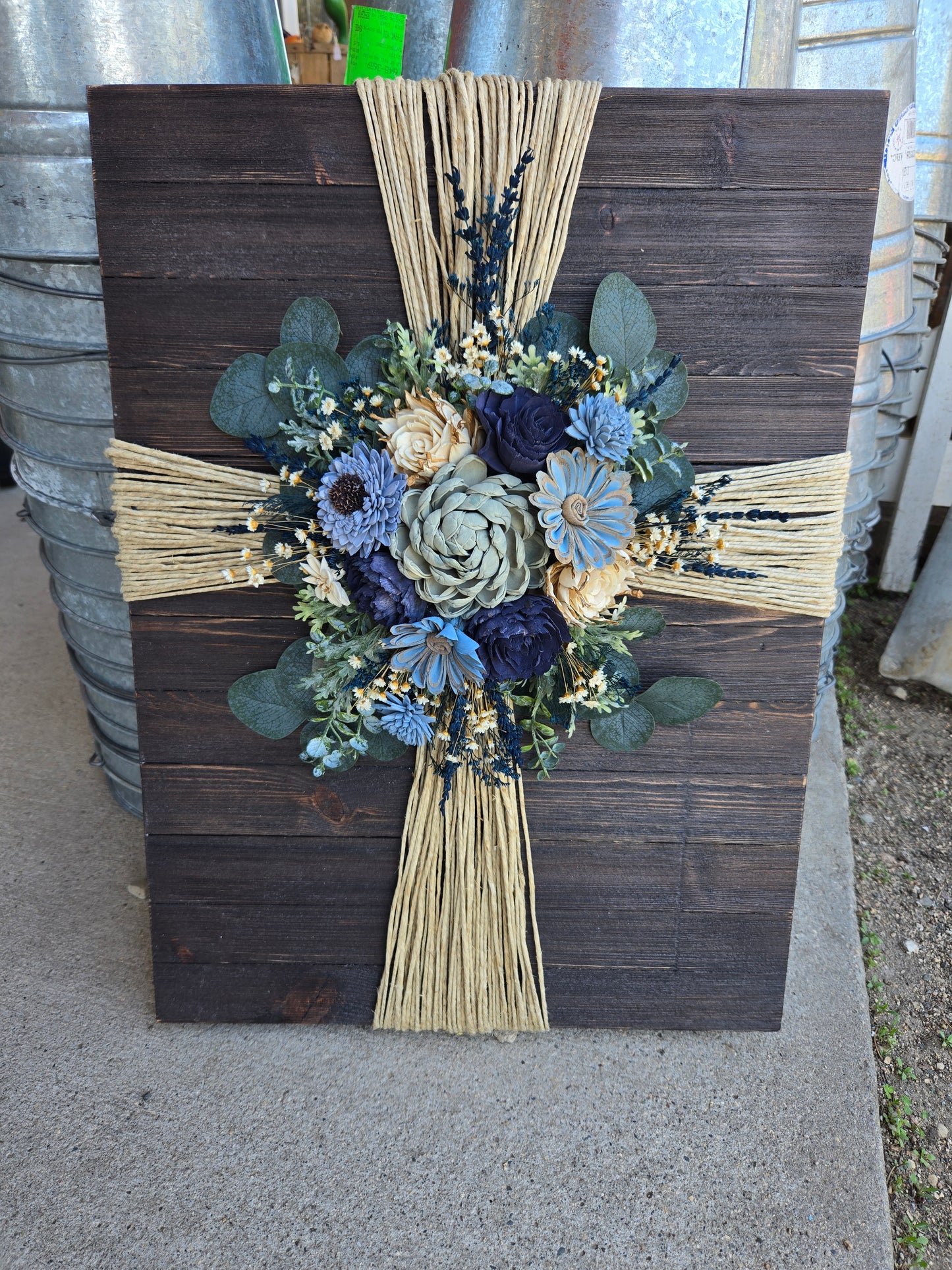 Large Pallet Wood Rope Cross with wood flowers