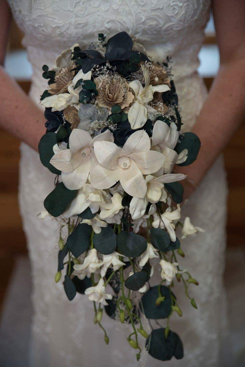Custom Order Wood Wedding Flowers only! Pictures for reference.