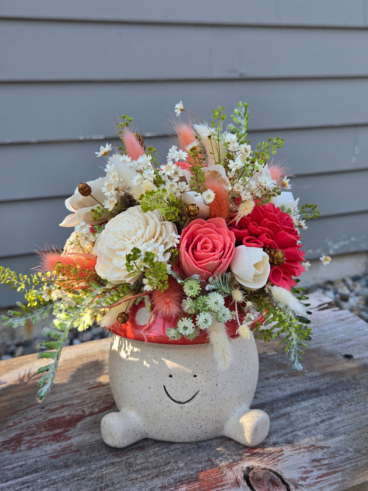 Wood Flower Ceramic Mushroom Arrangement